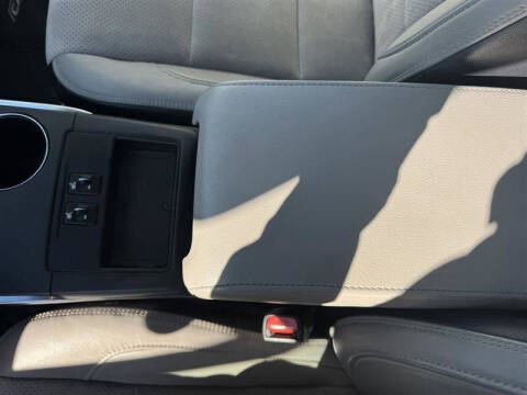 2016 Toyota Camry XLE