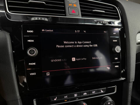 2019 Volkswagen Golf GTI S