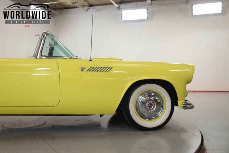 1955 Ford Thunderbird