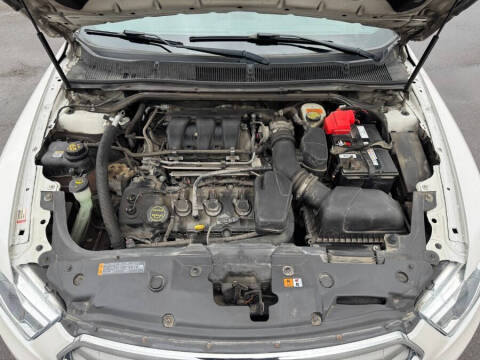 2016 Ford Taurus SEL