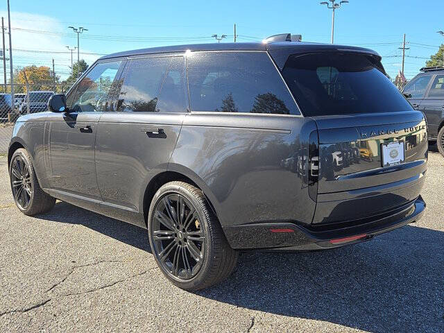 2025 Land Rover Range Rover P400 SE