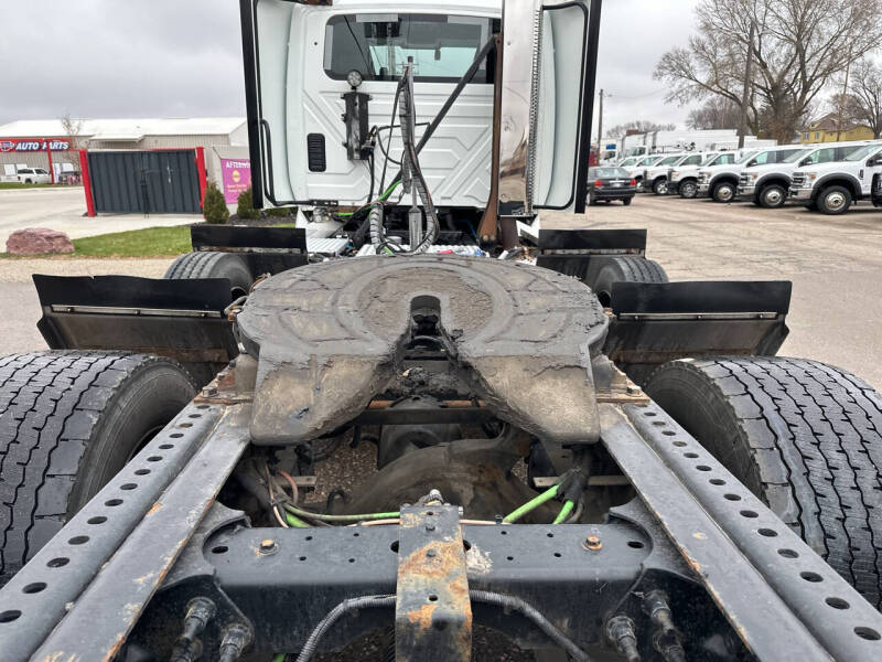 2021 International RH613