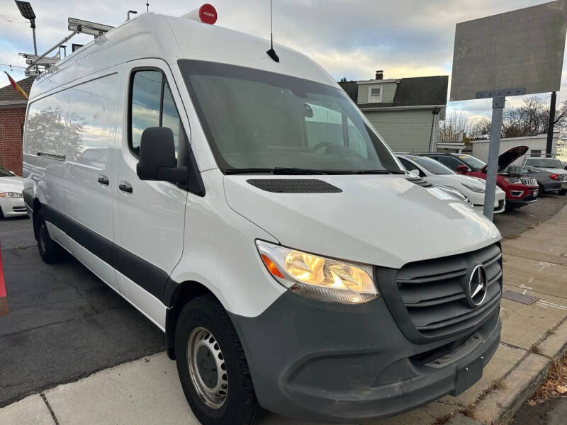 2022 Mercedes-Benz Sprinter Cargo Van Base's photo