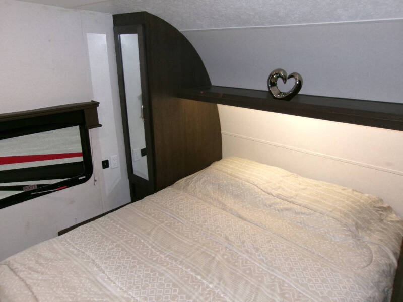 2019 Forest River Shockwave 25rqmx