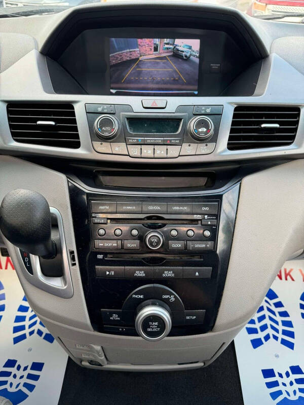 2011 Honda Odyssey EX-L w/DVD