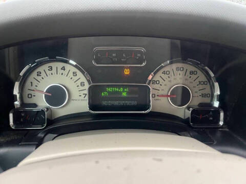 2011 Ford Expedition XLT
