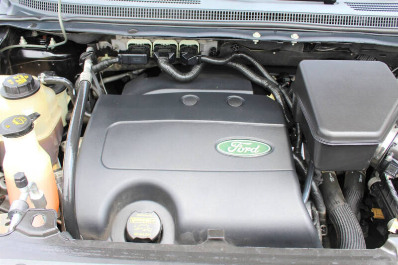2013 Ford Edge SE