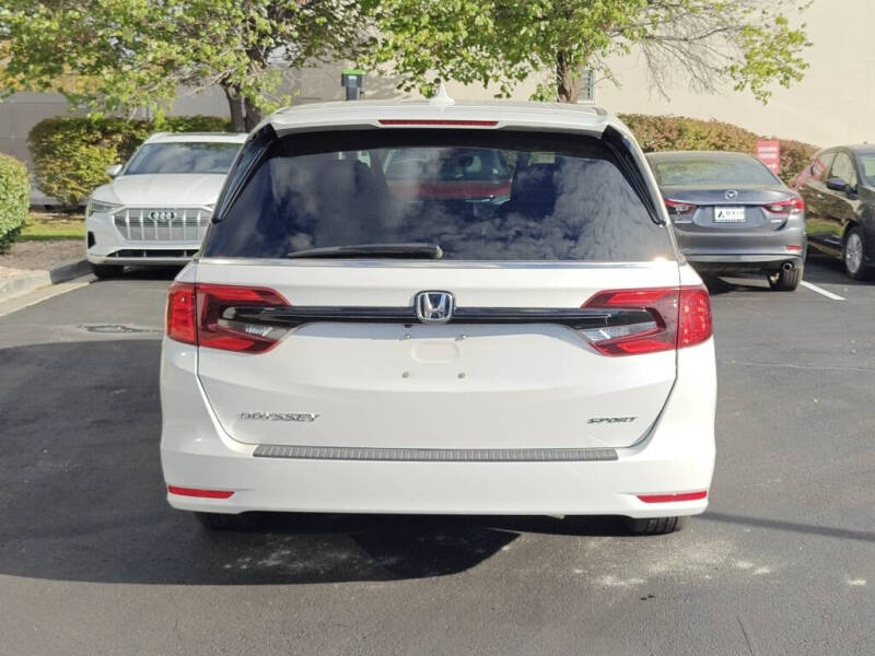 2024 Honda Odyssey Sport