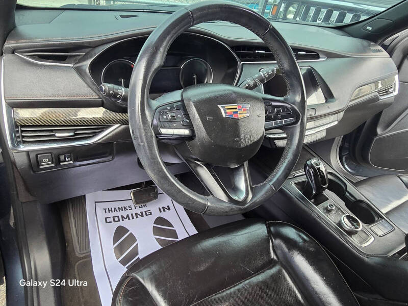 2019 Cadillac XT4 Sport