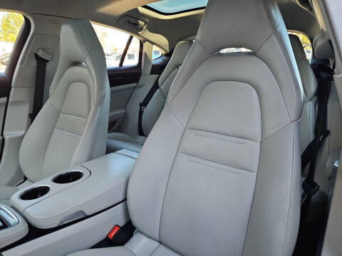 2018 Porsche Panamera