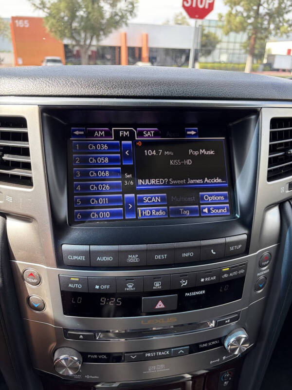 2014 Lexus LX 570