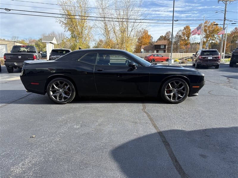 2017 Dodge Challenger SXT