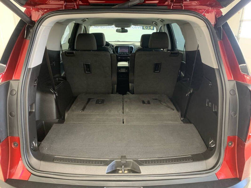 2020 GMC Acadia AT4