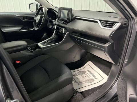 2020 Toyota RAV4 Hybrid LE