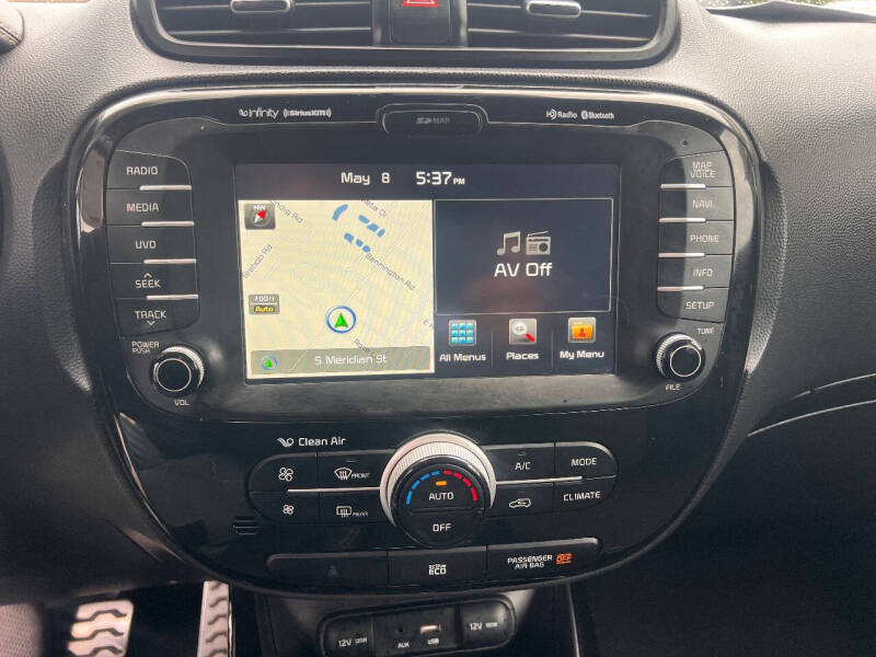 2015 Kia Soul +