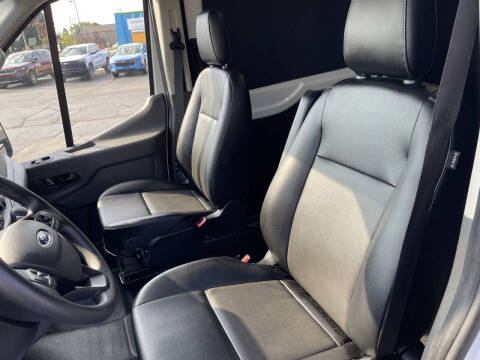 2024 Ford Transit 250