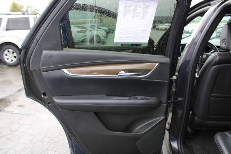 2017 Cadillac XT5 Platinum