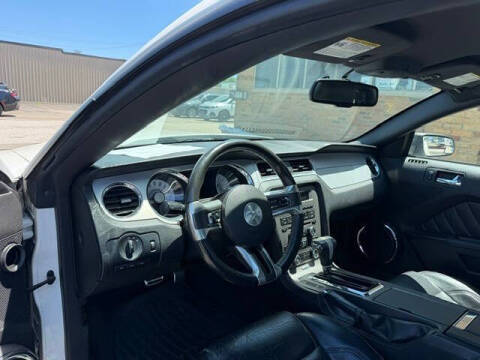 2011 Ford Mustang V6