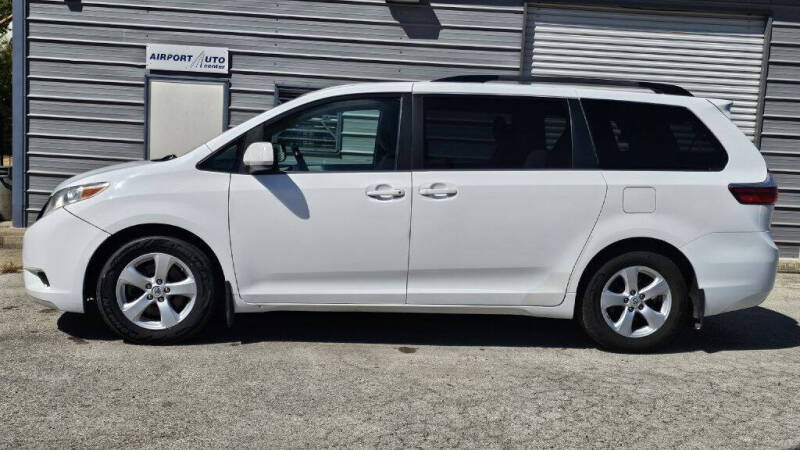 2015 Toyota Sienna