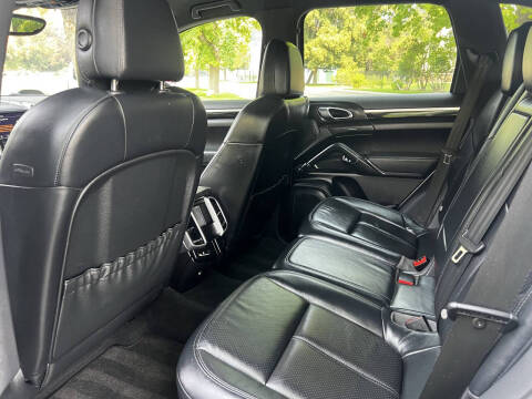 2012 Porsche Cayenne Tiptronic