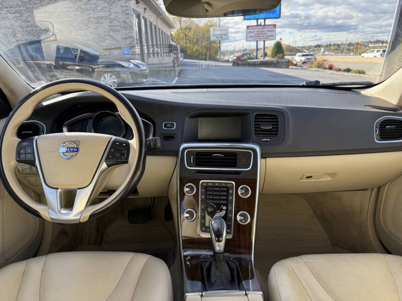 2015 Volvo S60 T5 Drive-E Premier