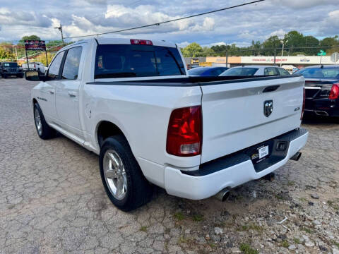 2011 RAM 1500 ST