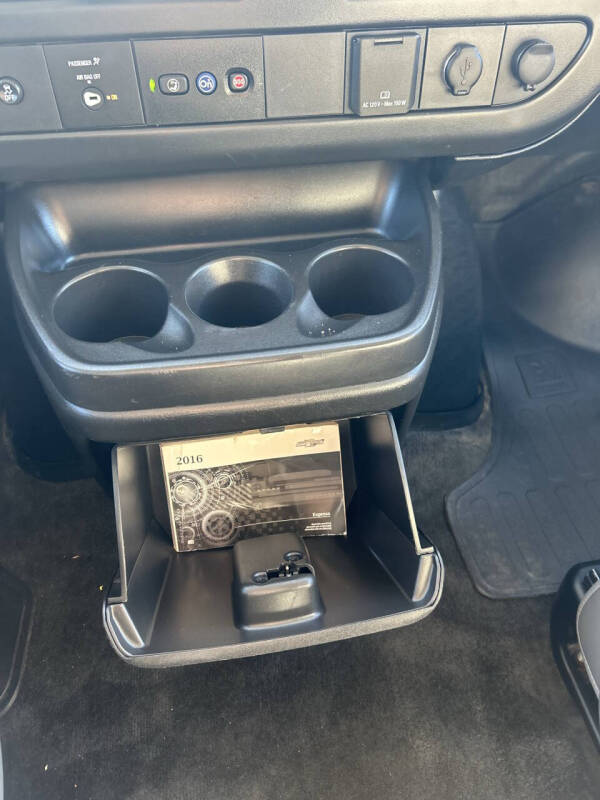 2016 Chevrolet Express LS 2500