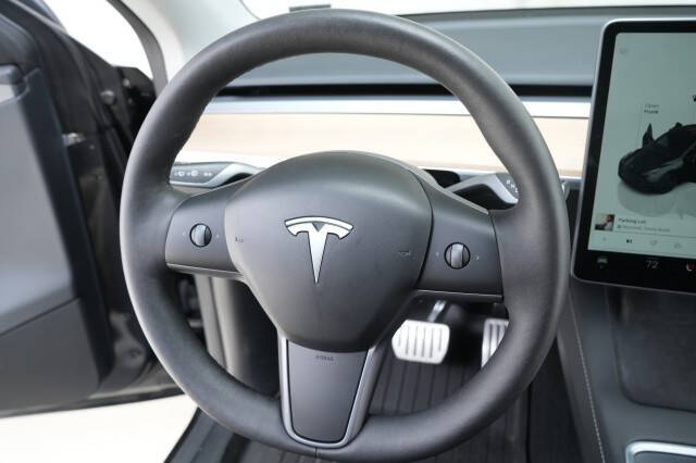 2024 Tesla Model Y Performance