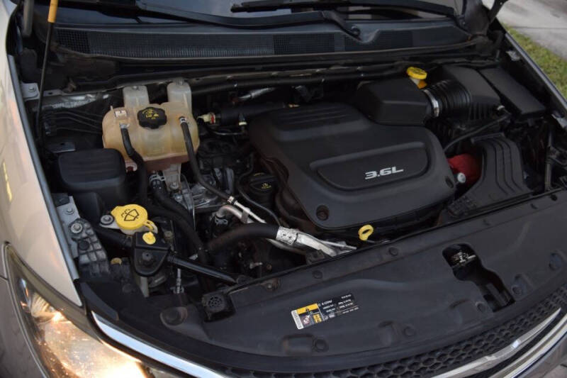 2017 Chrysler Pacifica Touring