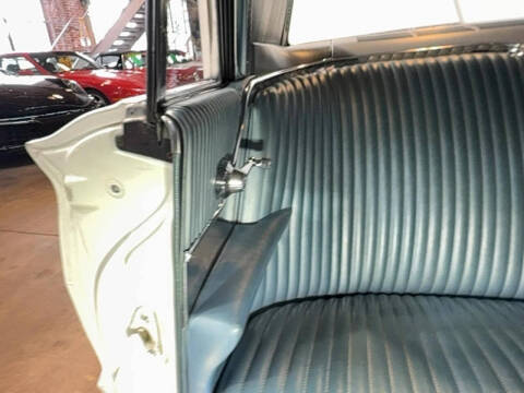 1965 Ford Thunderbird