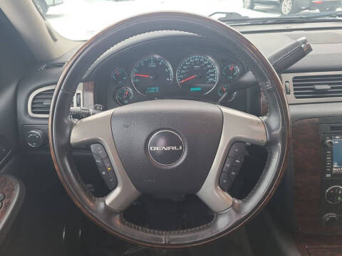 2008 GMC Yukon XL Denali