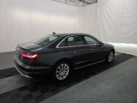 2023 Audi A4 quattro Premium 40 TFSI