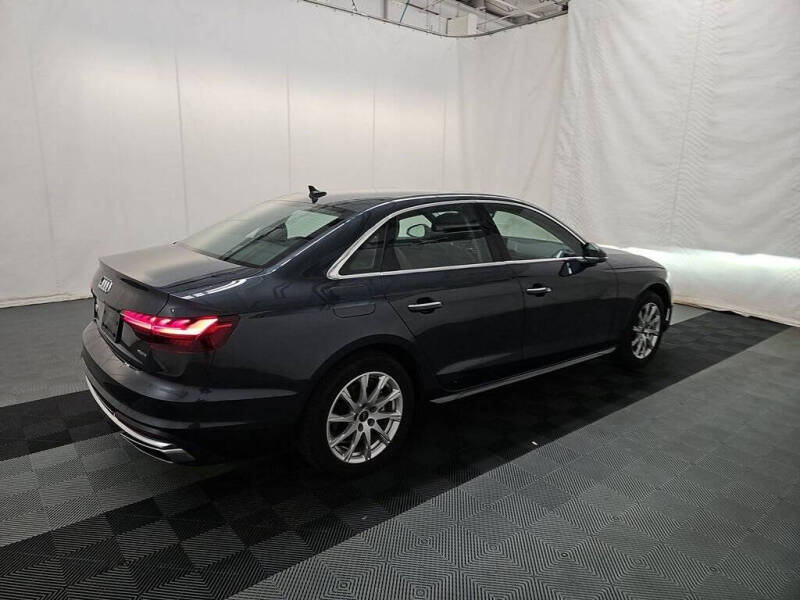 2023 Audi A4 quattro Premium 40 TFSI