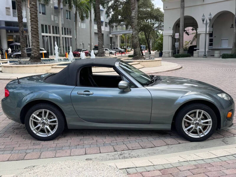 2013 Mazda MX-5 Miata Sport