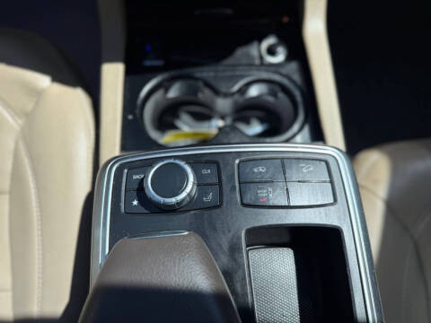 2014 Mercedes-Benz GL-Class GL 550 4MATIC