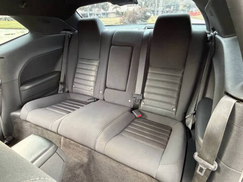 2010 Dodge Challenger SE