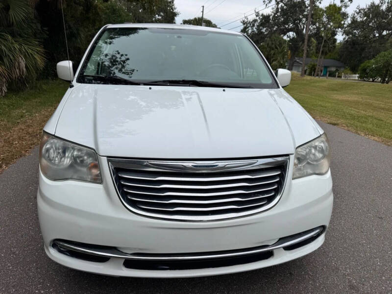 2014 Chrysler Town and Country Touring