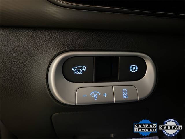 2024 Genesis GV60 Standard