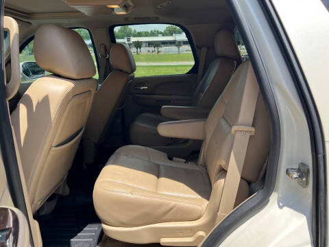 2014 Cadillac Escalade Luxury