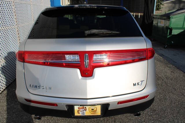 2016 Lincoln MKT