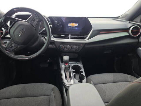 2025 Chevrolet Trax RS