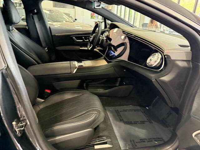 2023 Mercedes-Benz EQS 23