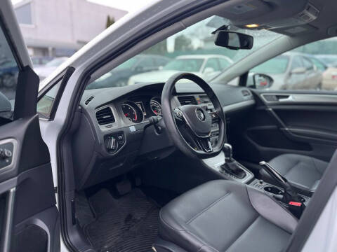 2015 Volkswagen Golf