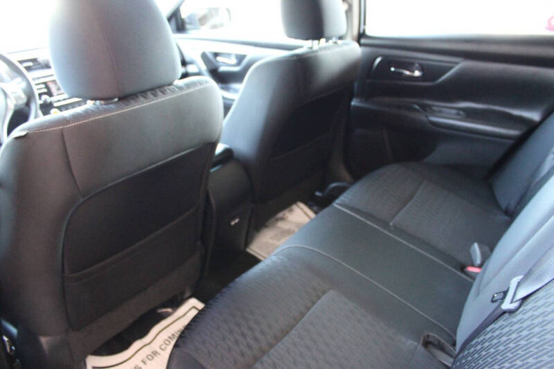 2017 Nissan Altima 2.5 SV