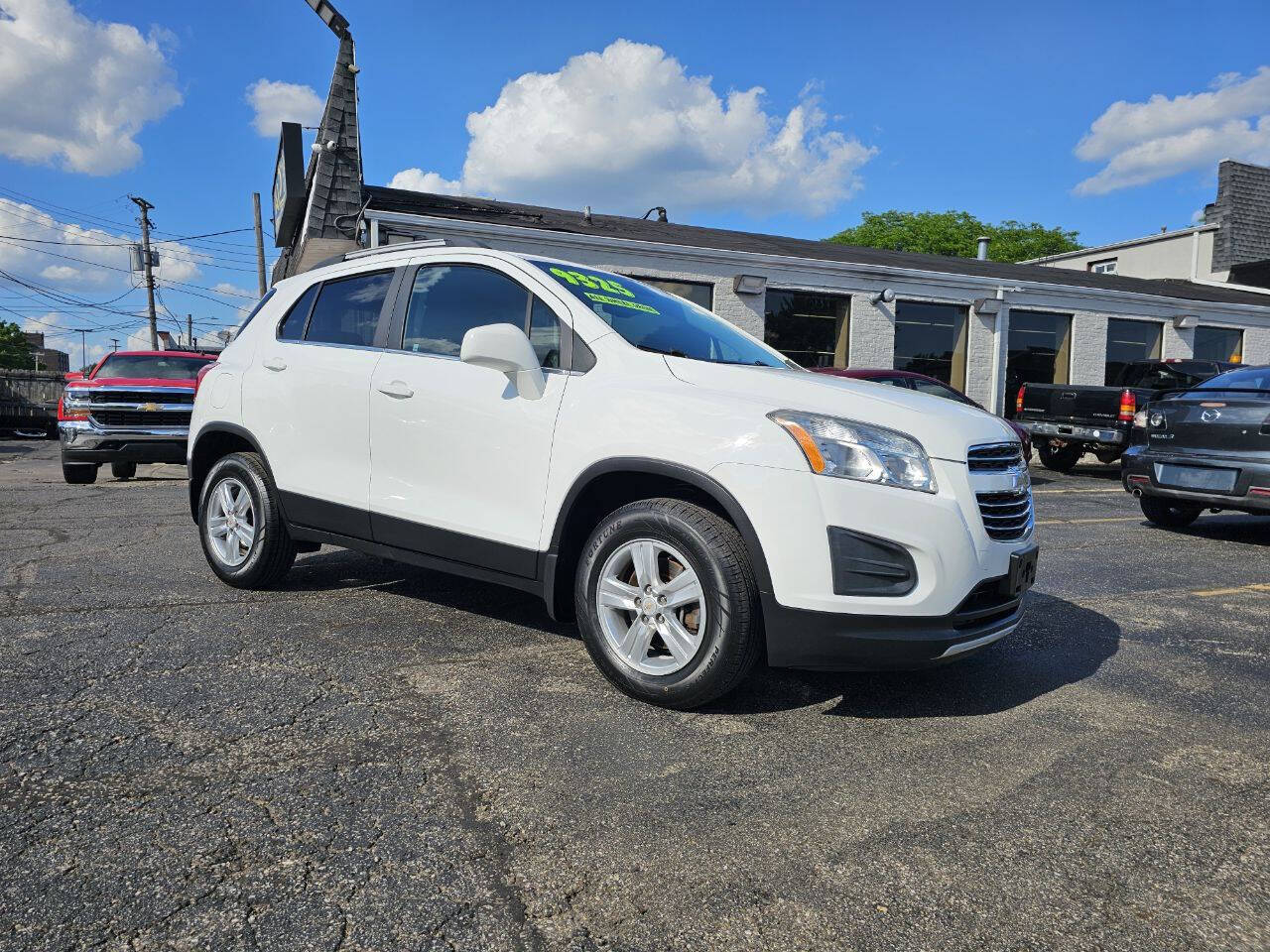 White 2015 Chevrolet Trax LT AWD LT 4dr Crossover 2