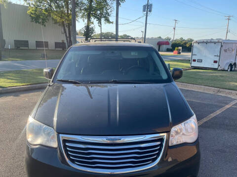 2012 Chrysler Town and Country for sale at Old School Cars LLC in Sherwood AR