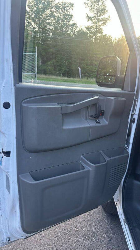 2017 Chevrolet Express 2500