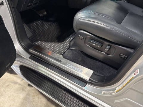 2014 Lexus LX 570