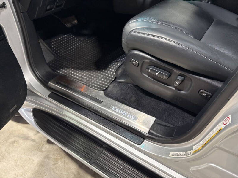 2014 Lexus LX 570