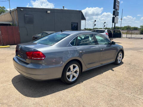 2013 Volkswagen Passat